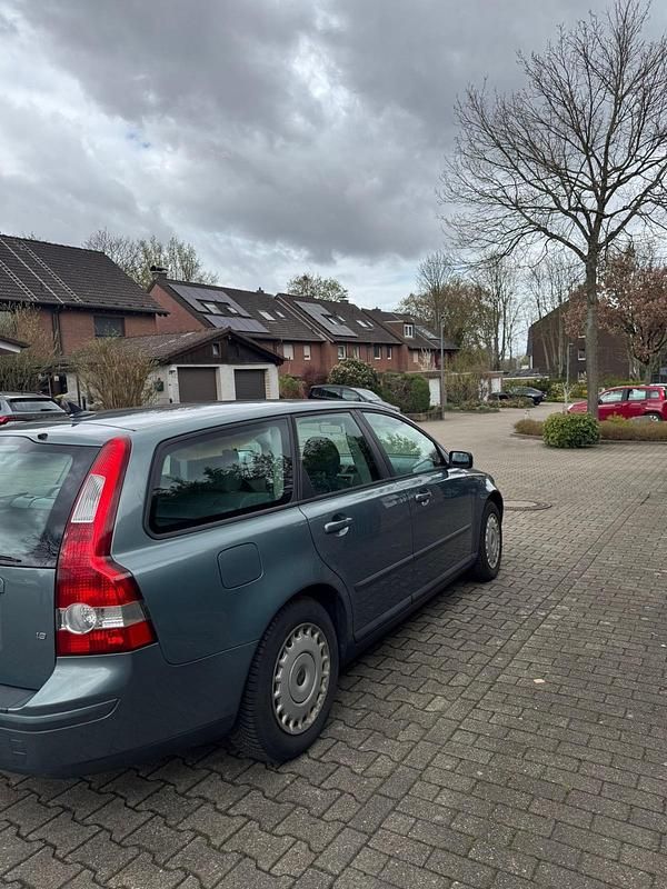 Gebraucht Volvo V50 125 PS (91 kW) 2004 Blau Kombi