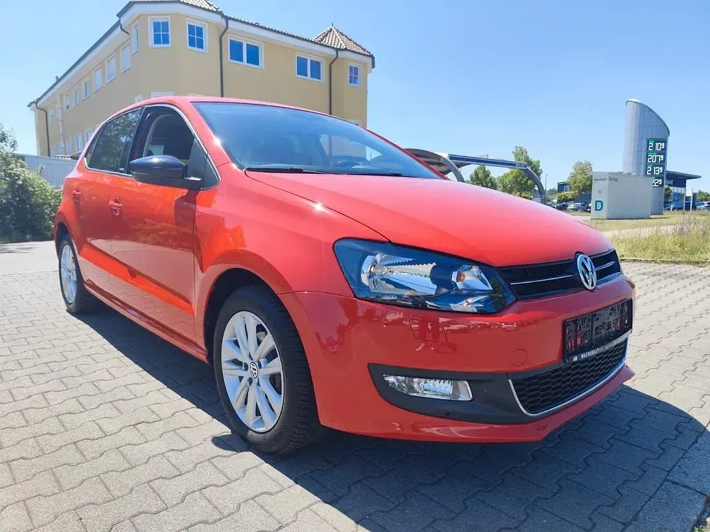 Gebraucht VW Polo Style 60 PS (44 kW) 2012 Rot Kleinwagen