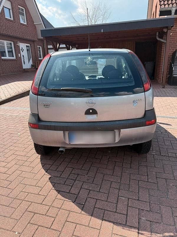 Gebraucht Opel Corsa 75 PS (55 kW) 2003 Silber Kleinwagen