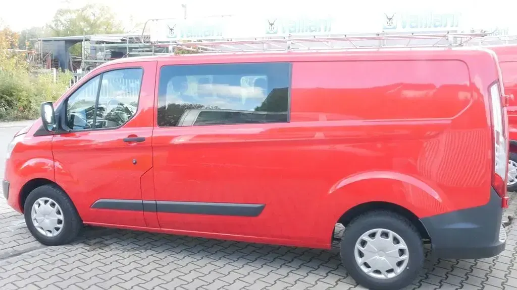 Gebraucht Ford Transit Custom 105 PS (77 kW) 2017 Rot Van