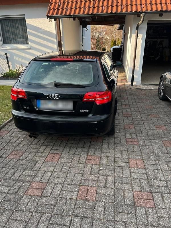 Gebraucht Audi A3 Sportback 105 PS (77 kW) 2009 Schwarz Kleinwagen