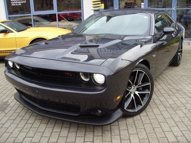 Gebraucht Dodge Challenger 492 PS (361 kW) 2016 Andere farbe metallic Coupé