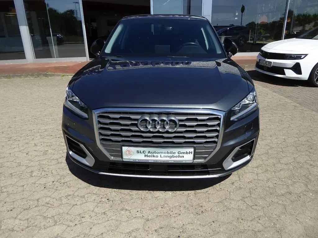 Gebraucht Audi Q2 Sport 150 PS (110 kW) 2019 Grau SUV