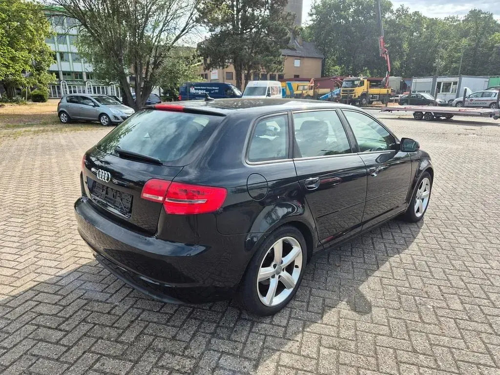 Gebraucht Audi A3 Sport 140 PS (102 kW) 2010 Schwarz Kleinwagen