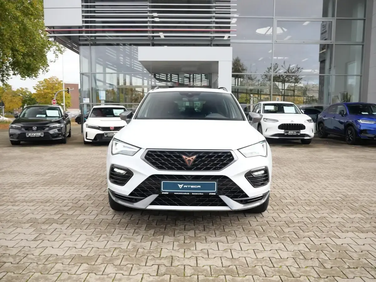 Käytetty Cupra Ateca 300 HP (220 kW) 2023 Valkoinen Katumaasturi