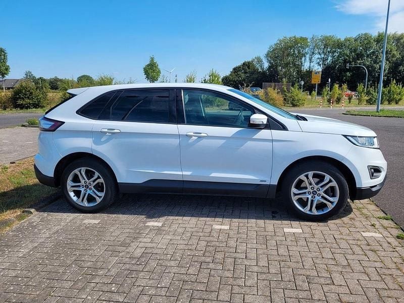 Gebraucht Ford Edge Trend 179 PS (131 kW) 2018 Weiß SUV