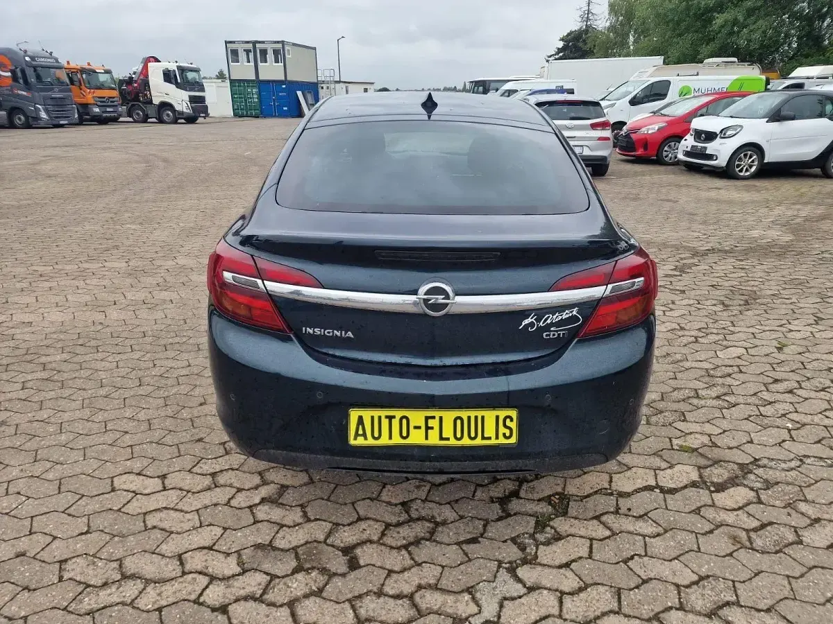 Gebraucht Opel Insignia Innovation 136 PS (100 kW) 2016 Grün Limousine