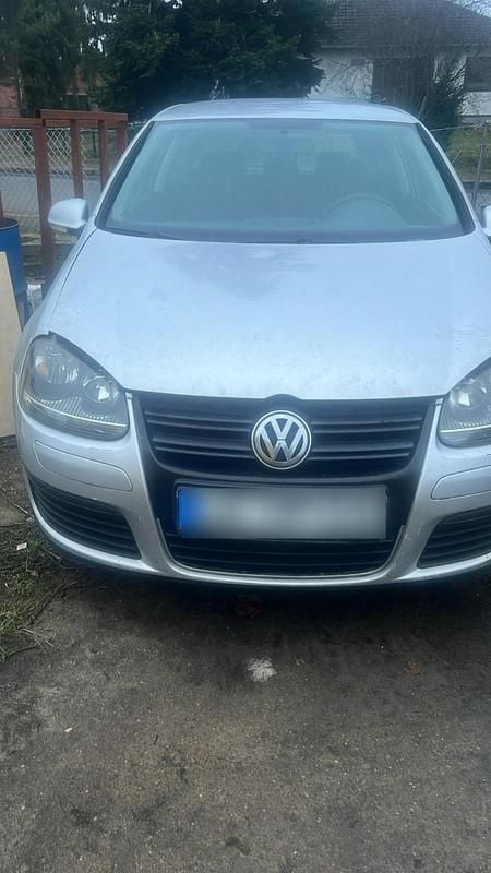 Gebraucht VW Golf IV 105 PS (77 kW) 2005 Silber Kleinwagen
