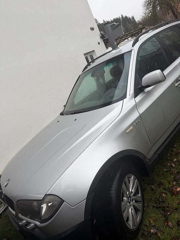 Silber Gebraucht 2004 BMW X3 SUV | 2.700 € (Superpreis) - Bild 1/3