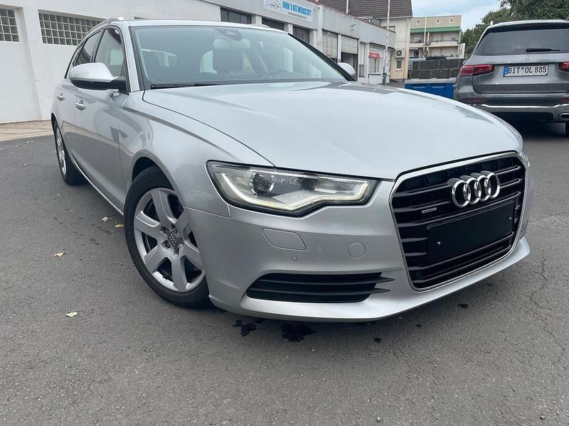 Silber Gebraucht 2012 Audi A6 Sport Kombi | 6.666 € (Superpreis) - Bild 1/4