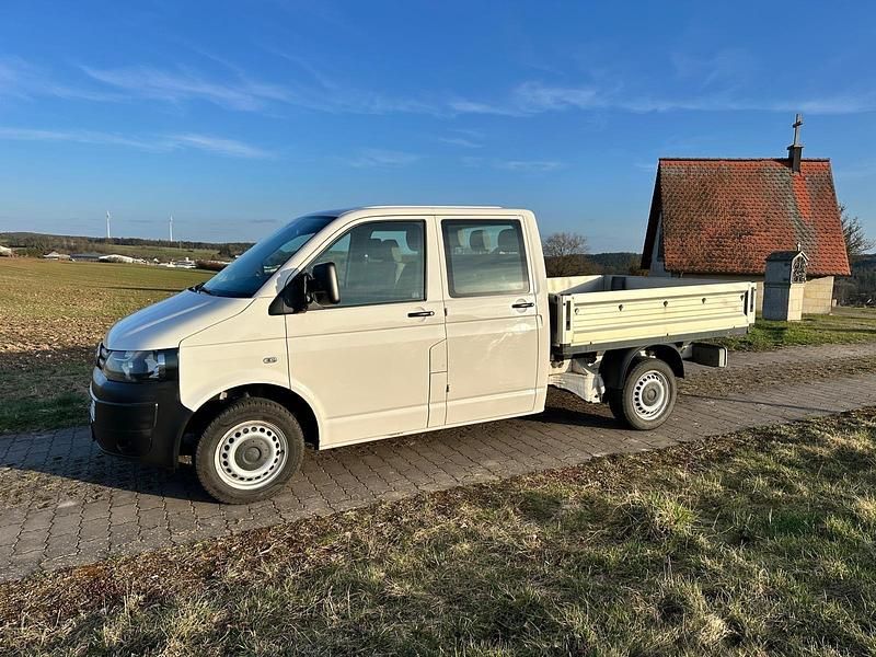 Gebraucht VW Transporter 115 PS (84 kW) 2014 Weiß Van