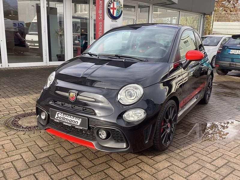 Gebraucht Abarth 595 Esseesse 179 PS (131 kW) 2020 Schwarz Kleinwagen