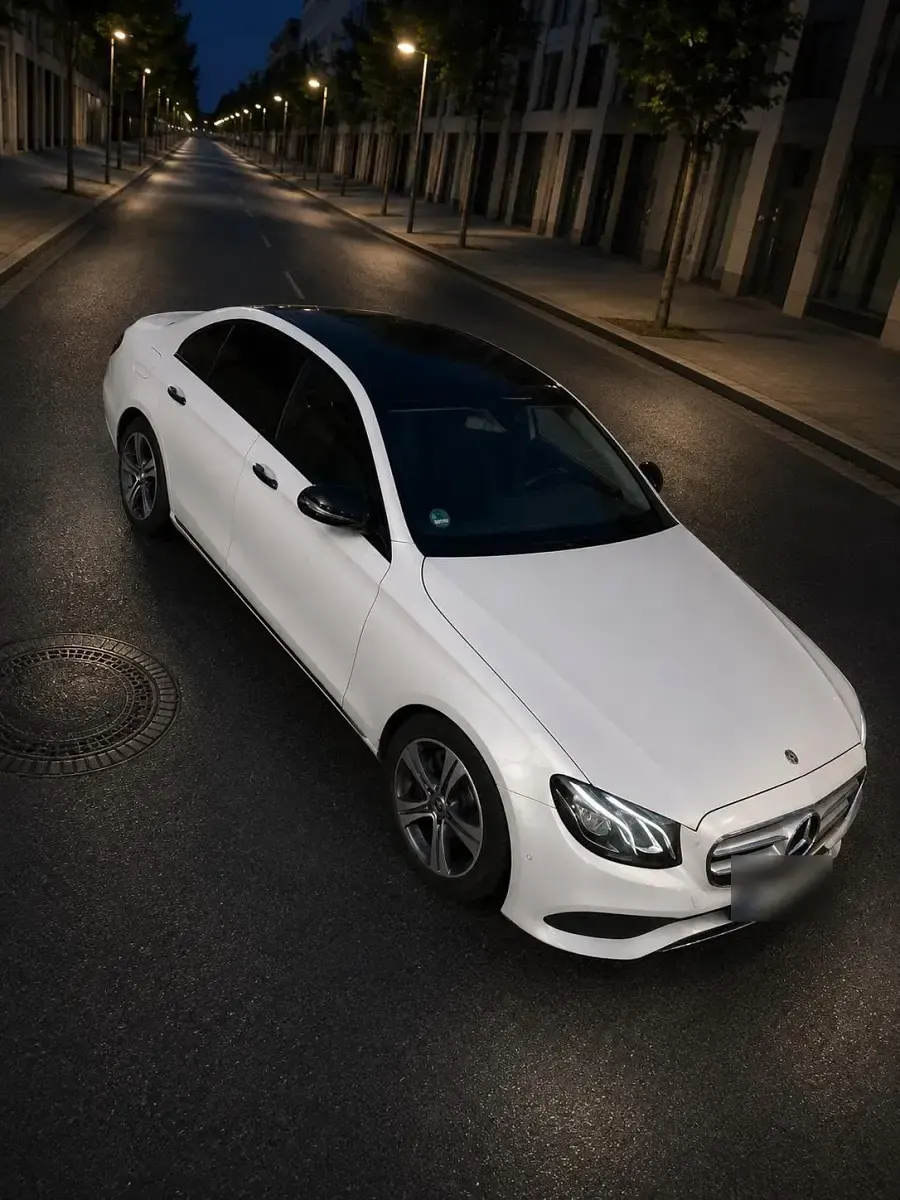Gebraucht Mercedes E200 150 PS (110 kW) 2019 Weiß Limousine
