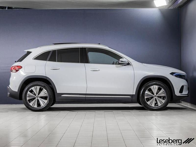 Gebraucht Mercedes EQA350 Progressive 214 kW (292 PS) 2023 Weiß SUV