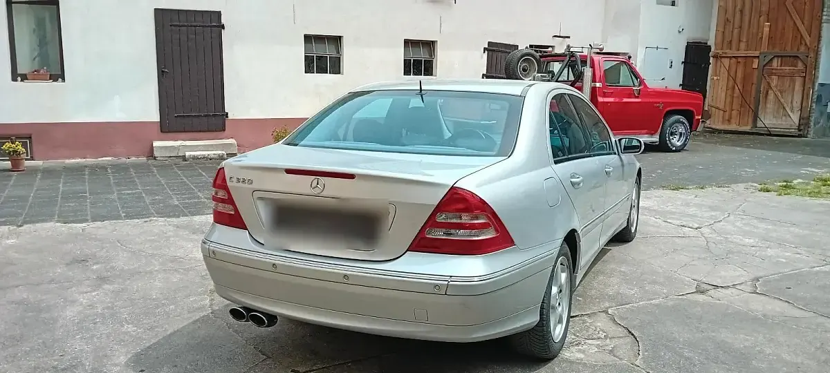 Gebraucht Mercedes C320 Avantgarde 218 PS (160 kW) 2001 Silber Limousine