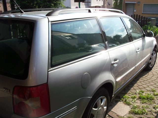 Używany VW Passat 131 KM (96 kW) 2004 Szary Kombi
