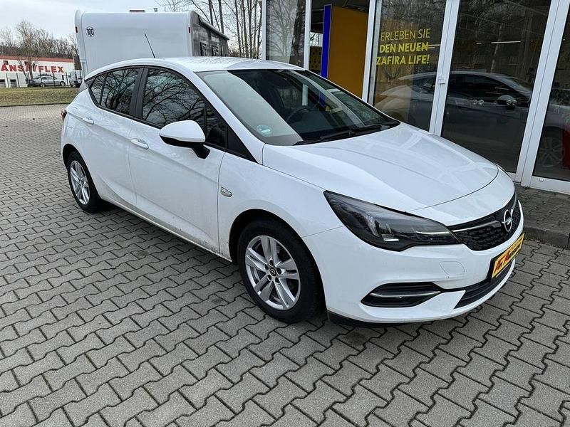 Gebraucht Opel Astra Edition 110 PS (80 kW) 2021 Weiß Limousine