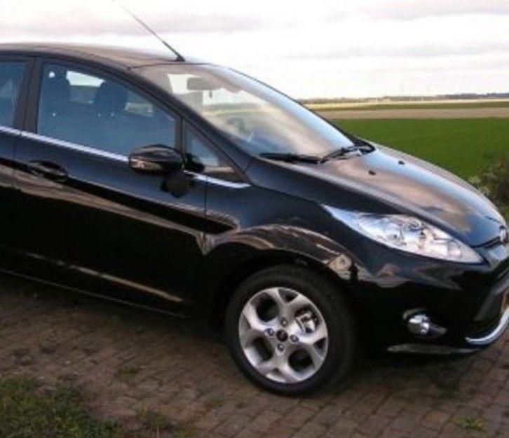 Gebraucht Ford Fiesta Titanium 82 PS (60 kW) 2011 Schwarz Kleinwagen