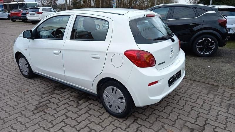 Gebraucht Mitsubishi Space Star Diamant Edition 71 PS (52 kW) 2019 Weiß Kleinwagen