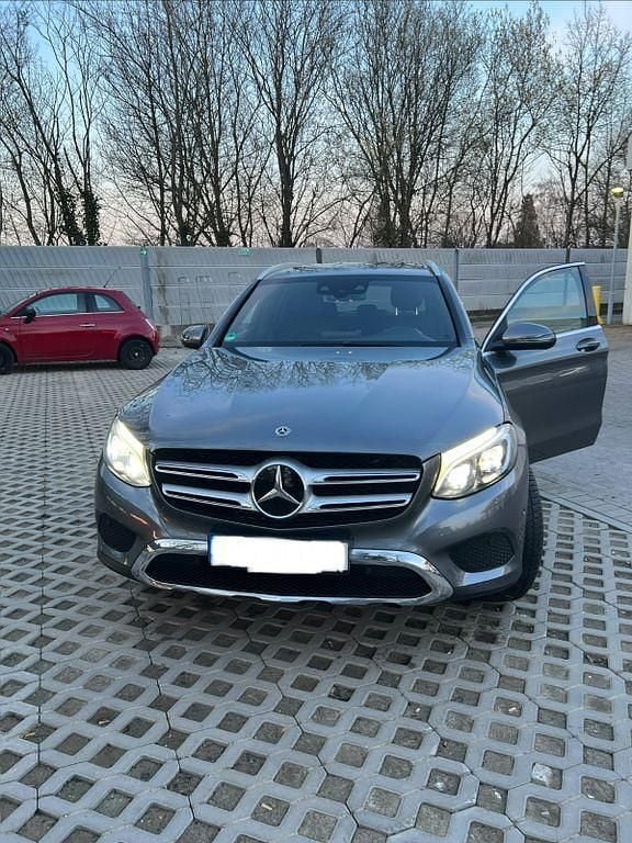 Gebraucht Mercedes GLC220 170 PS (125 kW) 2017 Grau SUV
