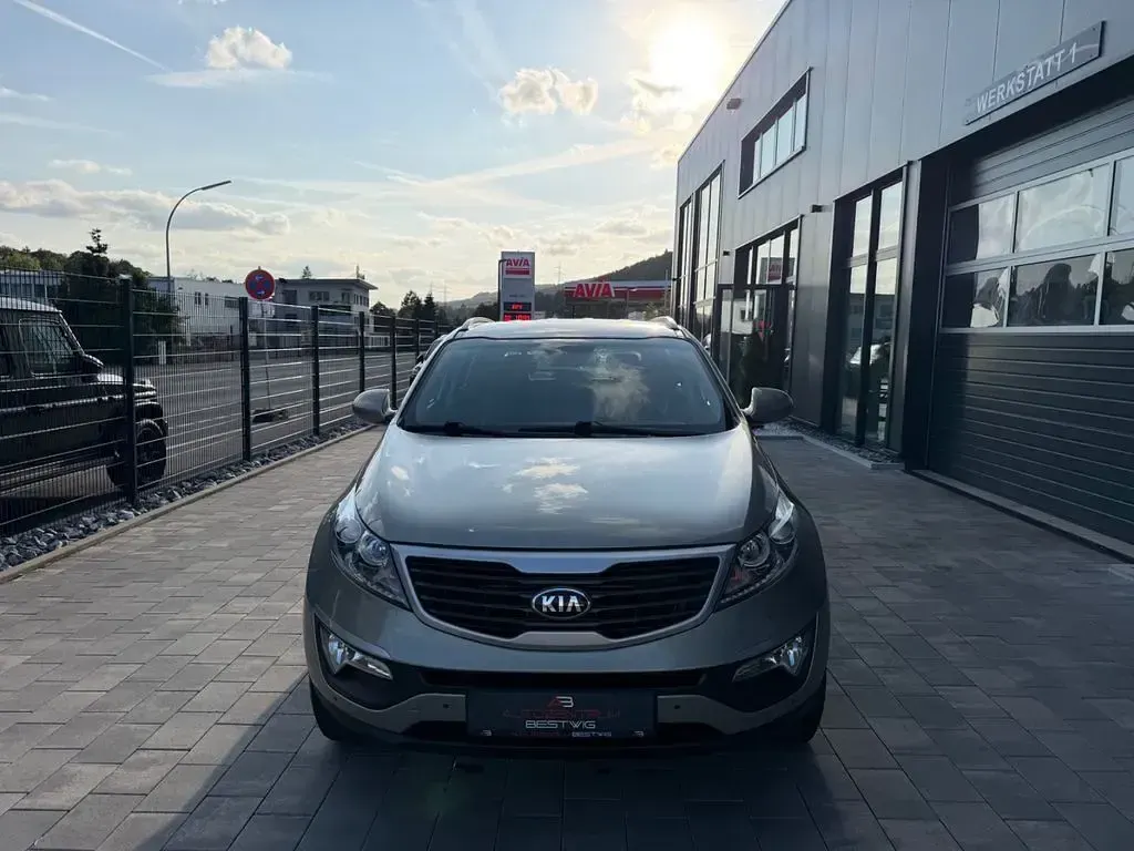 Gebraucht Kia Sportage Attract 135 PS (99 kW) 2014 Silber SUV