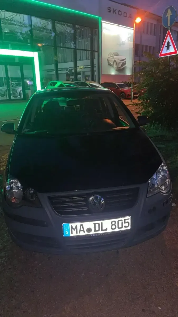 Gebraucht VW Polo 70 PS (51 kW) 2008 Schwarz Kleinwagen