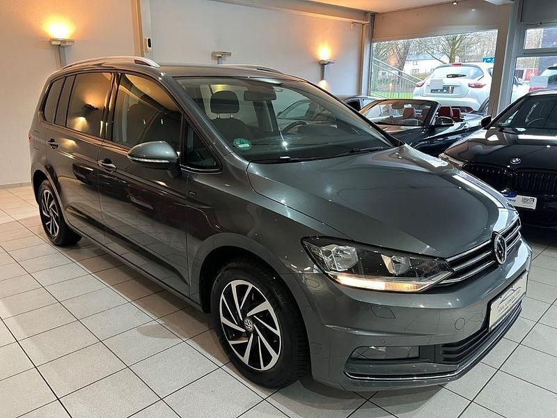 Gebraucht VW Touran Join 116 PS (85 kW) 2018 Grau Van / Kleinbus