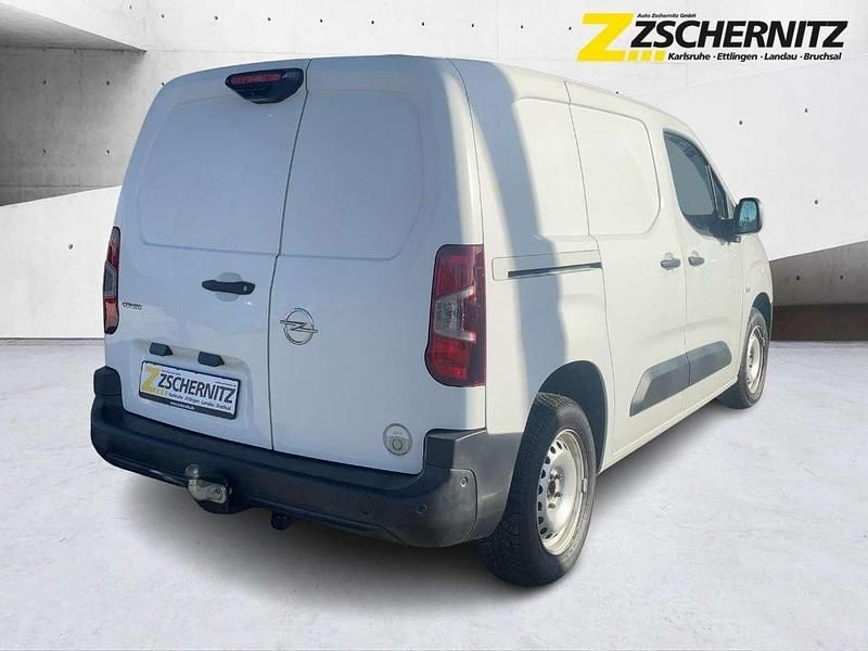 Gebraucht Opel Combo Edition 102 PS (75 kW) 2019 Jade weiss Van / Kleinbus