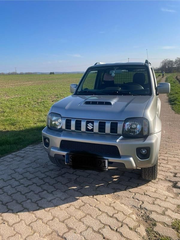 Gebraucht Suzuki Jimny 86 PS (63 kW) 2018 Silber SUV