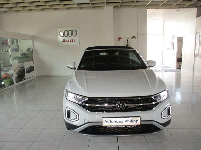 Weiß Gebraucht 2022 VW T-Roc Cabriolet Style Cabrio | 23.890 € (Superpreis) - Bild 1/4