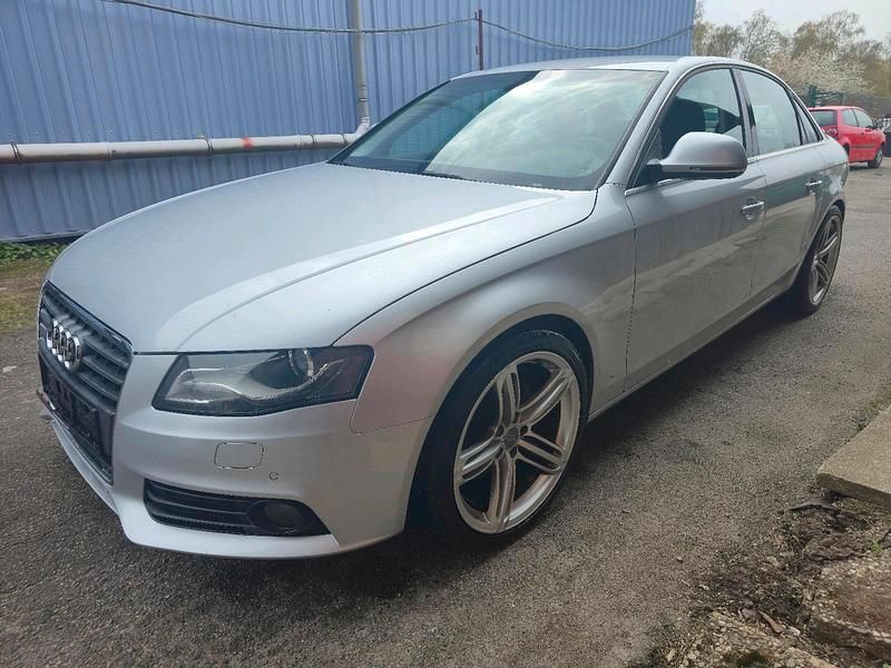 Gebraucht Audi A4 S-Line 160 PS (117 kW) 2009 Silber Limousine