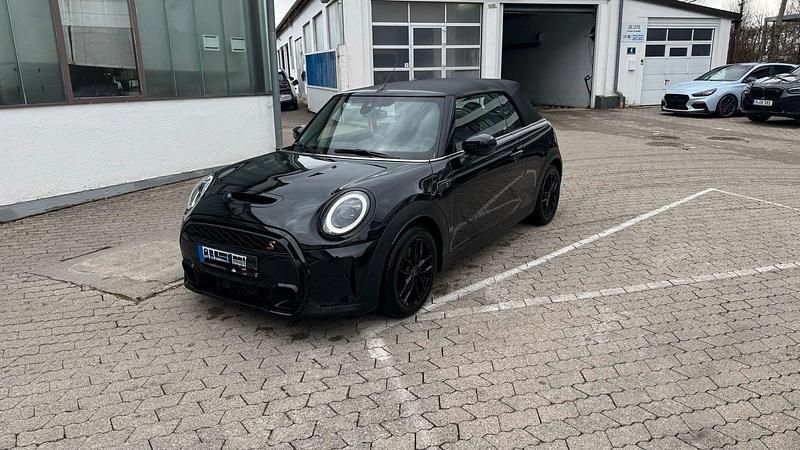 Schwarz Gebraucht 2023 Mini Cooper S Cabriolet Cabrio | 34.990 € (Etwas zu teuer) - Bild 1/4