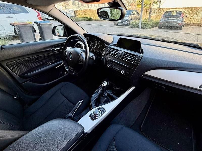 Gebraucht BMW 116 136 PS (100 kW) 2014 Schwarz Kleinwagen
