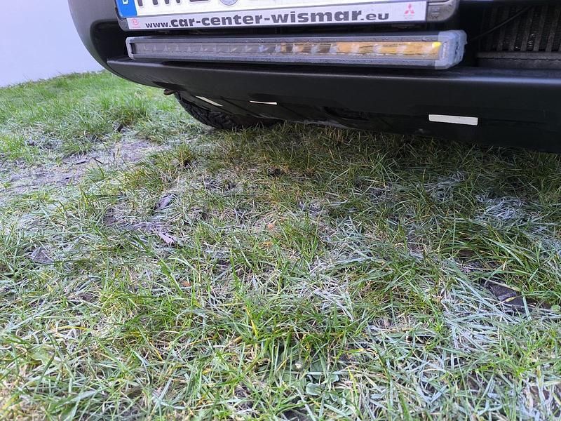 Schwarz Gebraucht 2010 Kia Sorento SUV | 6.850 € (Fairer Preis) - Bild 1/4