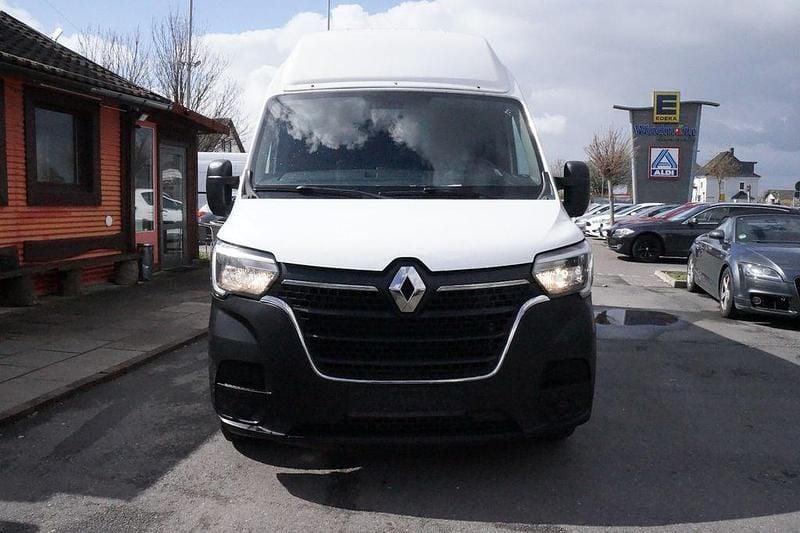 Gebraucht Renault Master 179 PS (131 kW) 2020 Weiß Van / Kleinbus