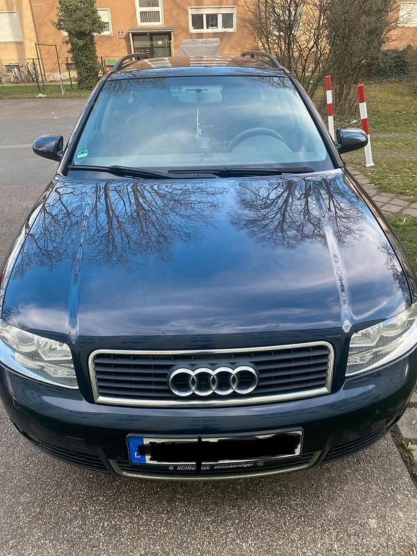 Gebraucht Audi A4 130 PS (95 kW) 2004 Blau Kombi