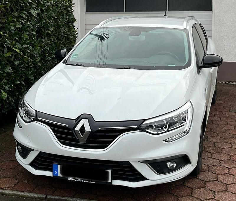 Gebraucht Renault Mégane GrandTour LIMITED 140 PS (102 kW) 2019 Weiß Kombi