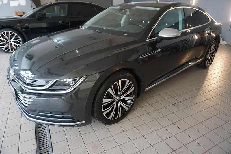Grau Gebraucht 2020 VW Arteon Elegance Limousine | 19.000 € (Fairer Preis) - Bild 1/4