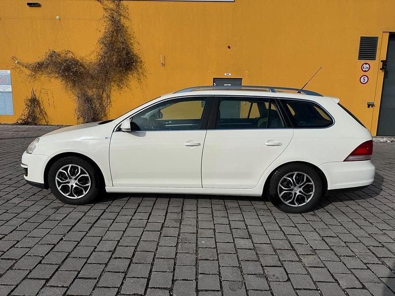 Gebraucht VW Golf V 2008 Weiß Kombi