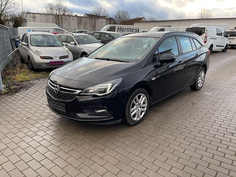 Gebraucht Opel Astra Edition 105 PS (77 kW) 2018 Schwarz Kombi