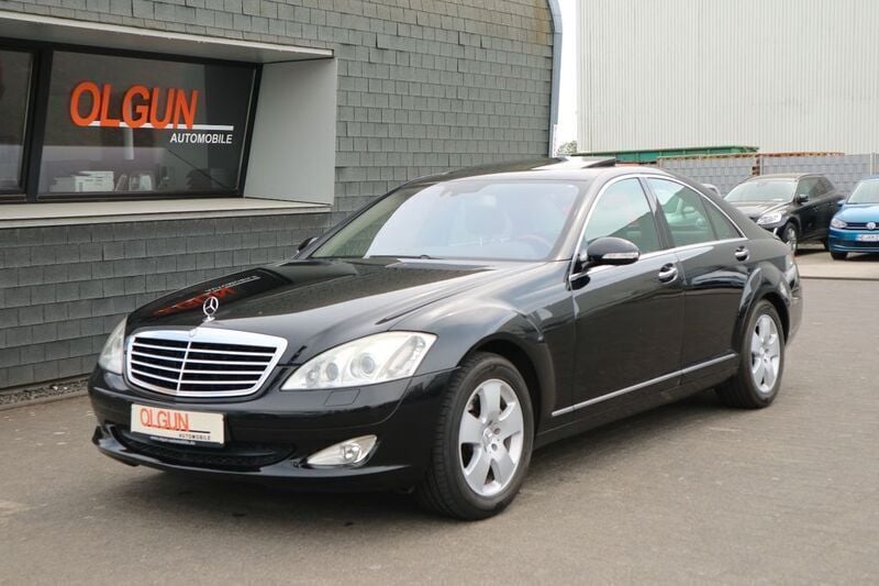 Schwarz Gebraucht 2007 Mercedes S320 Limousine | 10.999 € (Etwas zu teuer) - Bild 1/4
