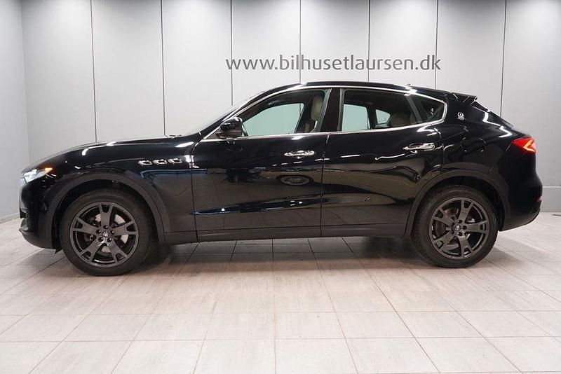 Gebraucht Maserati Levante 349 PS (256 kW) 2018 Schwarz SUV