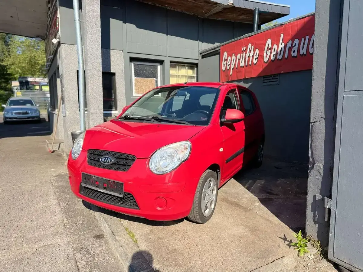 Używany Kia Picanto 65 KM (47 kW) 2009 Czerwony Hatchback