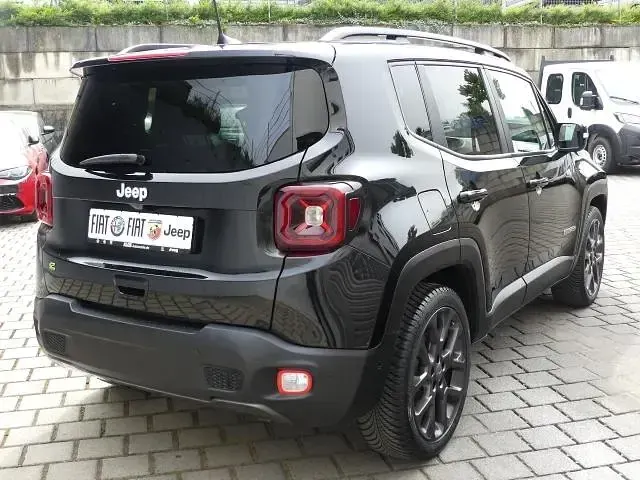 Gebraucht Jeep Renegade 131 PS (96 kW) 2024 Schwarz SUV