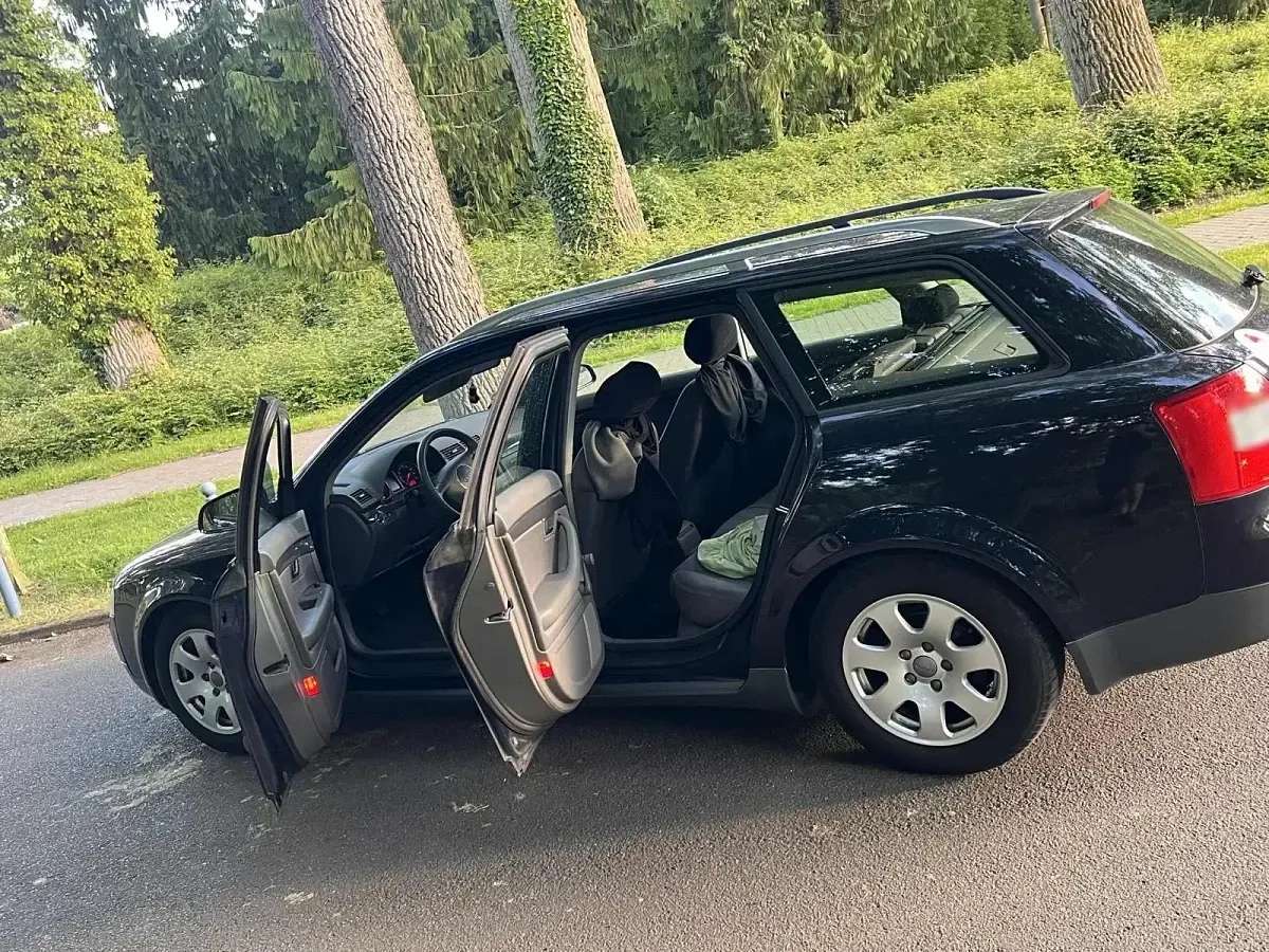 Gebraucht Audi A4 Sport 140 PS (102 kW) 2004 Blau Kombi