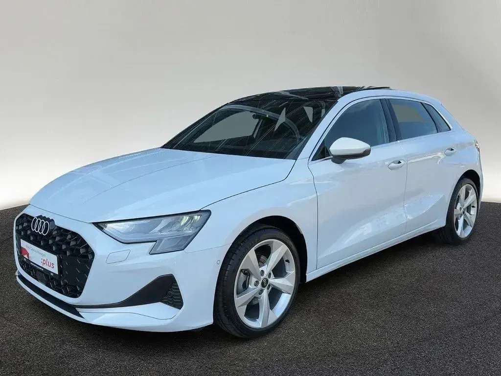 Second-hand Audi A3 Advanced Plus 116 CP (85 kW) 2025 Alb Berlinǎ