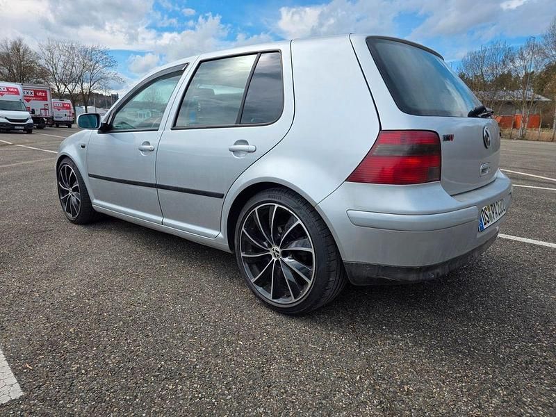 Gebraucht VW Golf IV Highline 170 PS (125 kW) 2001 Silber Limousine
