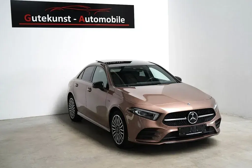 Gebraucht Mercedes A250 AMG 160 PS (117 kW) 2021 Gold Limousine