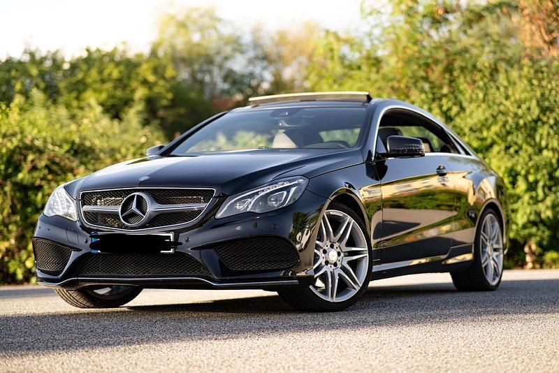Gebraucht Mercedes E400 AMG line 333 PS (244 kW) 2016 Schwarz Coupé