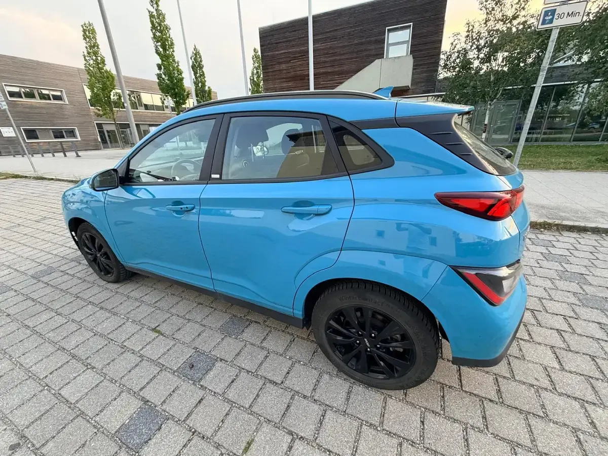 Gebraucht Hyundai Kona Style 100 kW (136 PS) 2021 Blau SUV